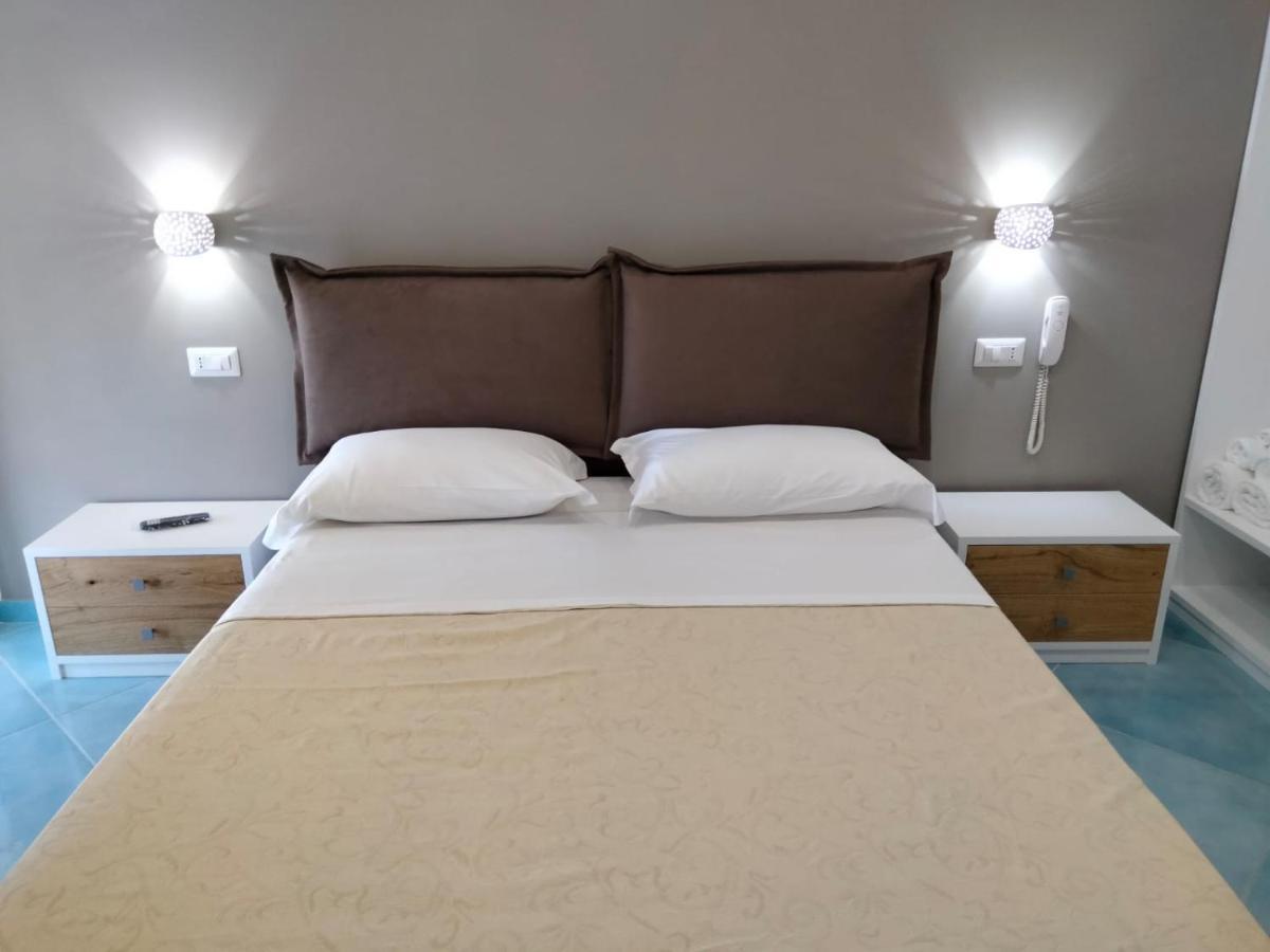 Hotel Da Alfredo Castellabate Bagian luar foto