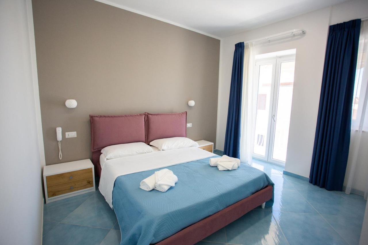 Hotel Da Alfredo Castellabate Bagian luar foto